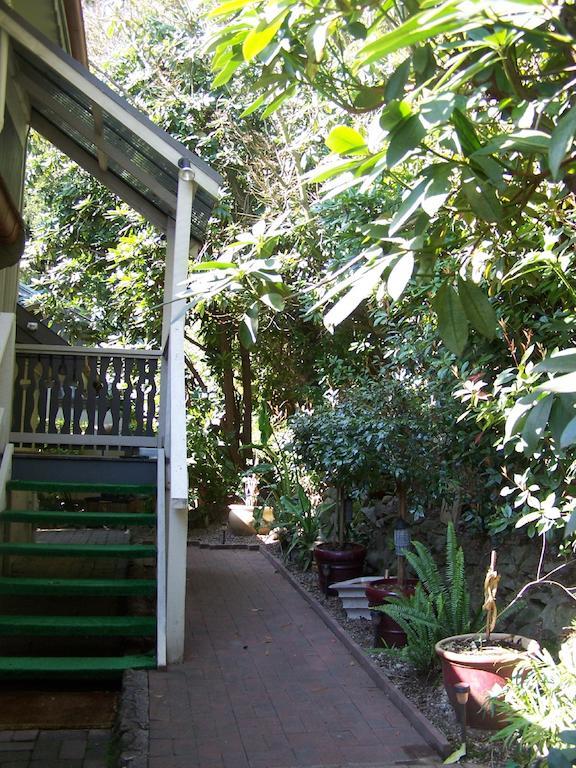 Annie Roes Luxury B&B Bend of Islands Exteriör bild