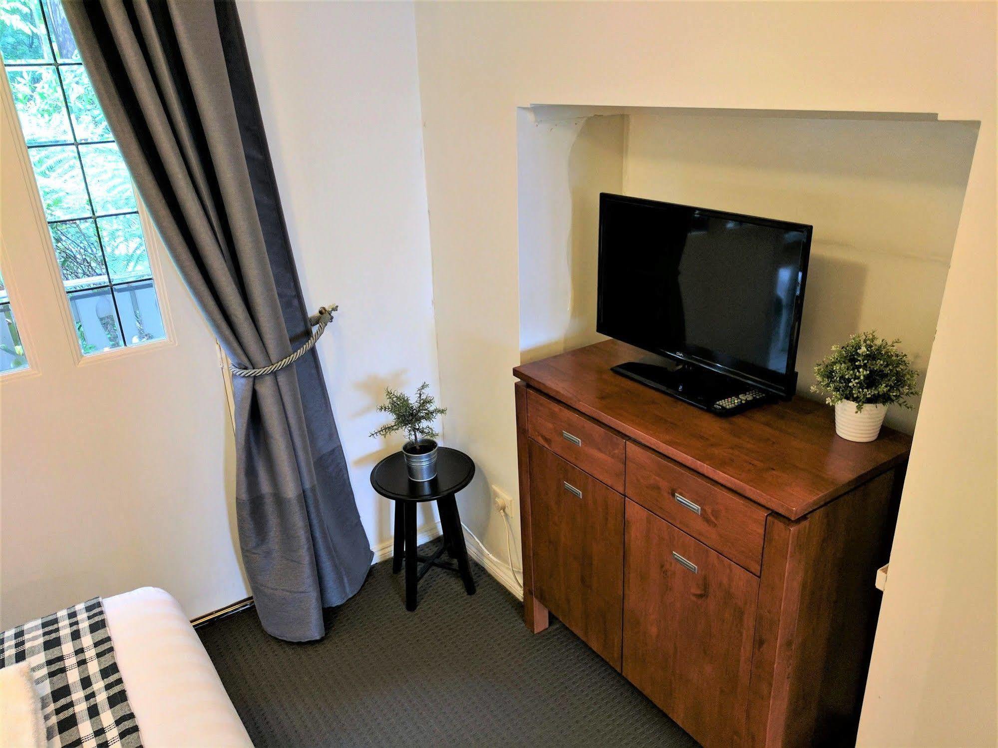 Annie Roes Luxury B&B Bend of Islands Exteriör bild