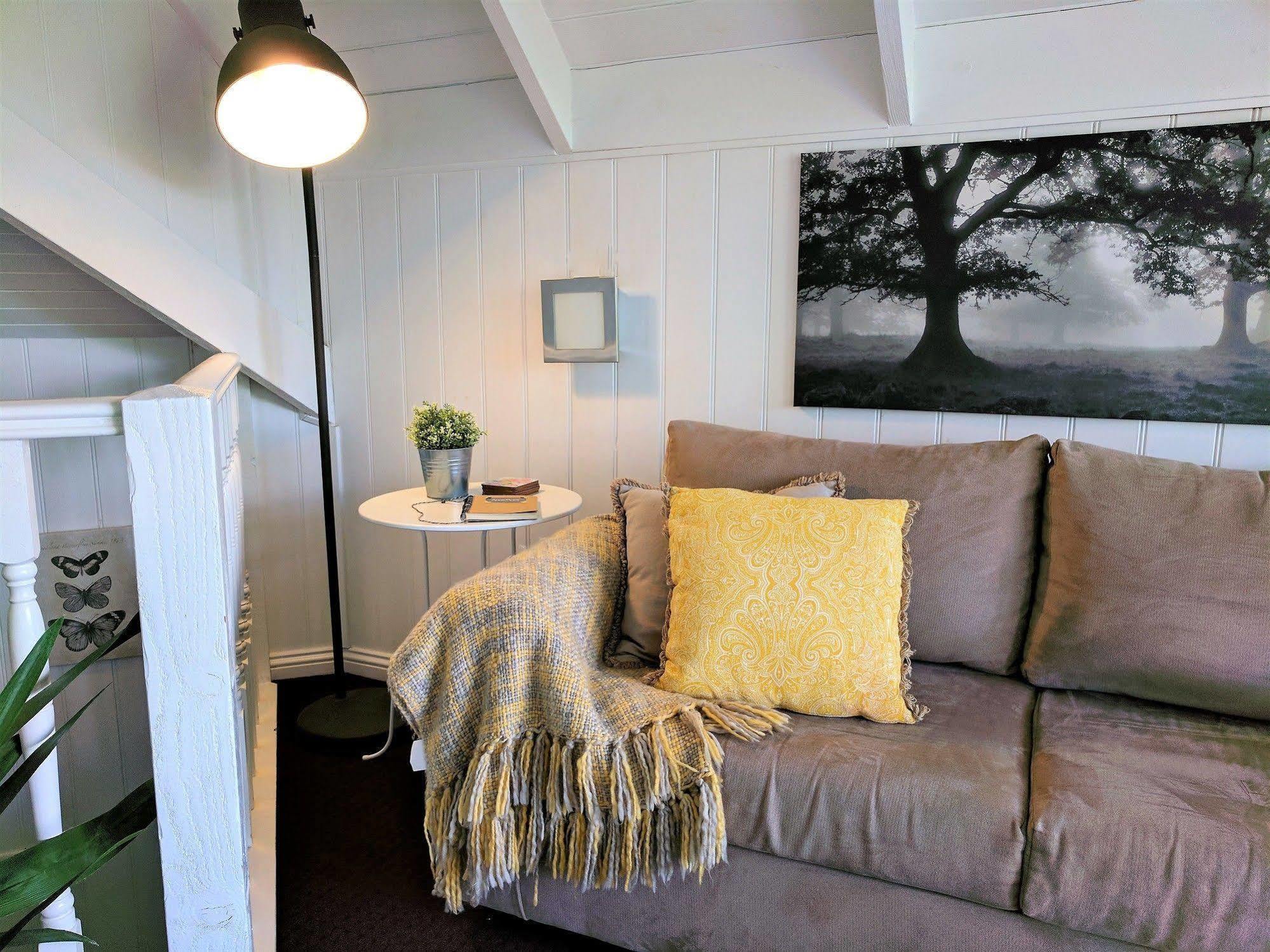 Annie Roes Luxury B&B Bend of Islands Exteriör bild